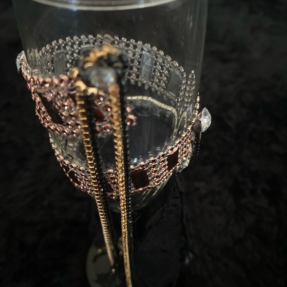 Black and Rose Gold Bling Wine Glass Set, His and Hers Elegant Wine Glasses - Picture 11 of 17